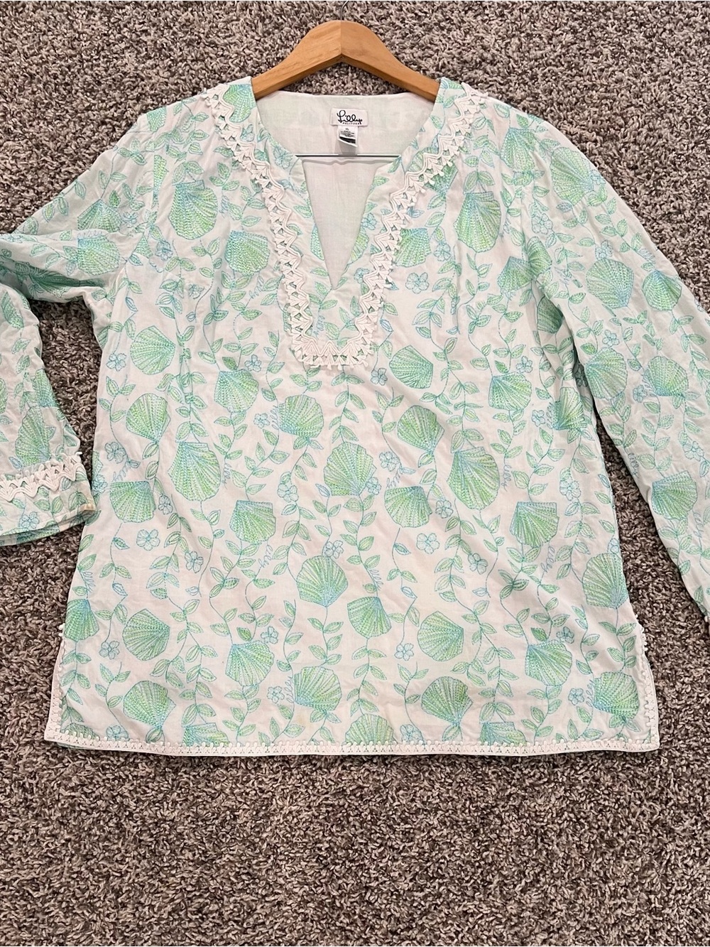 Lilly Pulitzer White Tunic with Mint Green Leaf Print